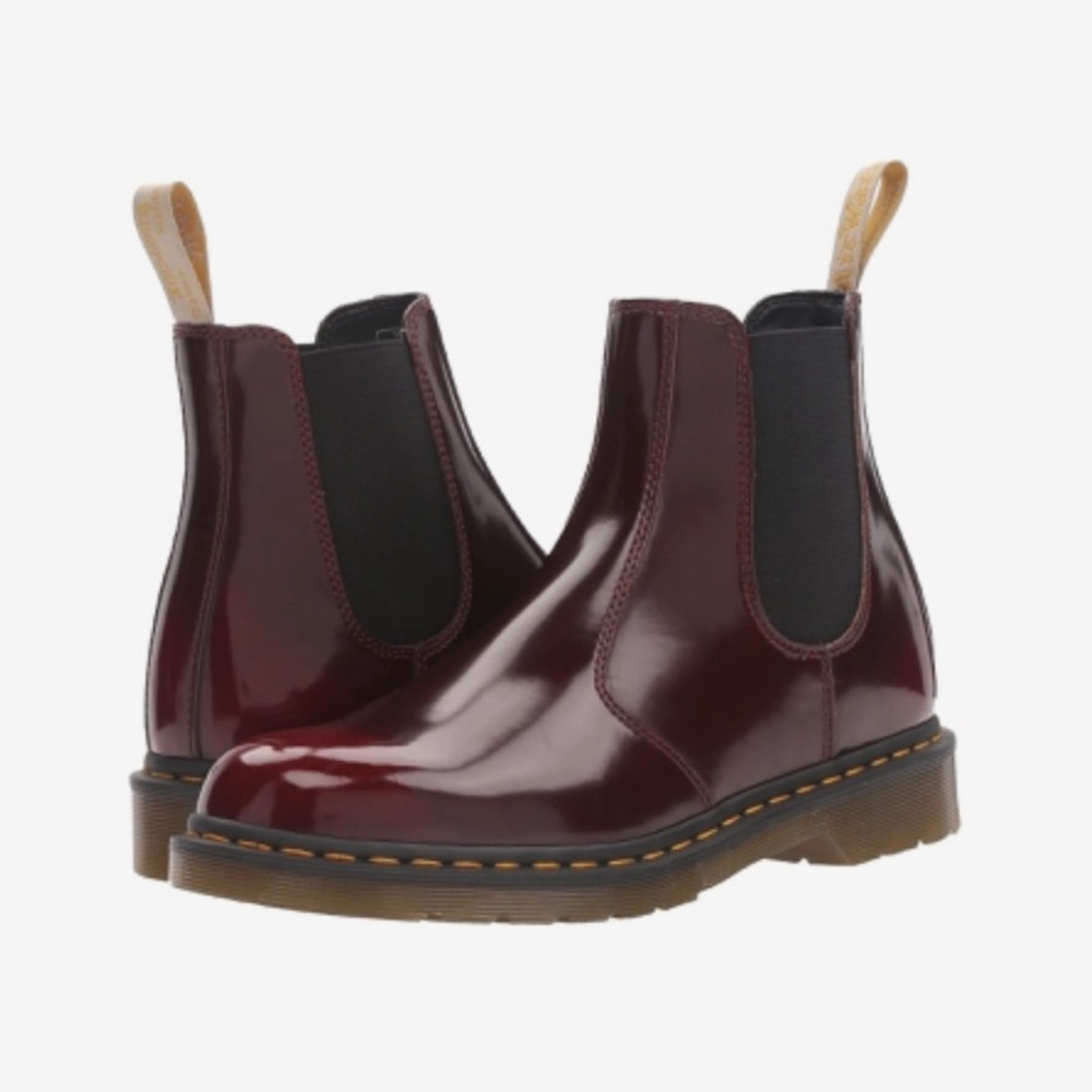 Dr. Marten’s 2976 Vegan Chelsea Boot